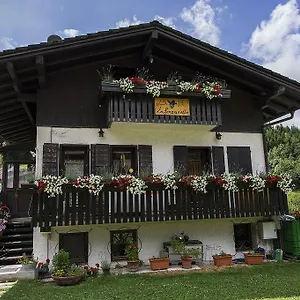 Bed & Breakfast La Genzianella Italia
