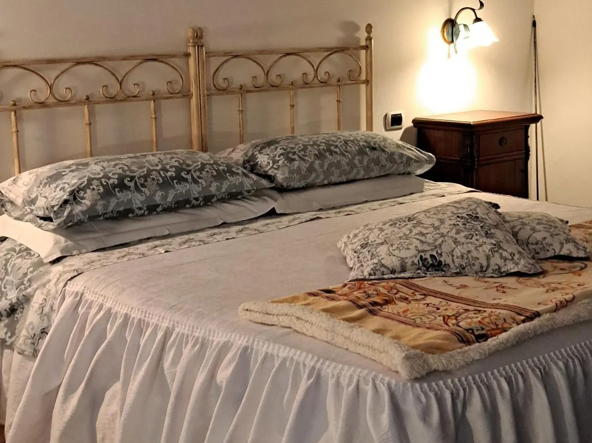 Affittacamere Alba Fiorita Castiglione dʼOrcia Penzion
